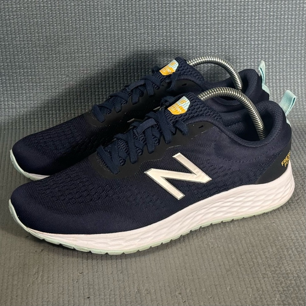 New Balance Women’s Fresh‎ Foam Arishi V3 Running Shoes Size 9.5